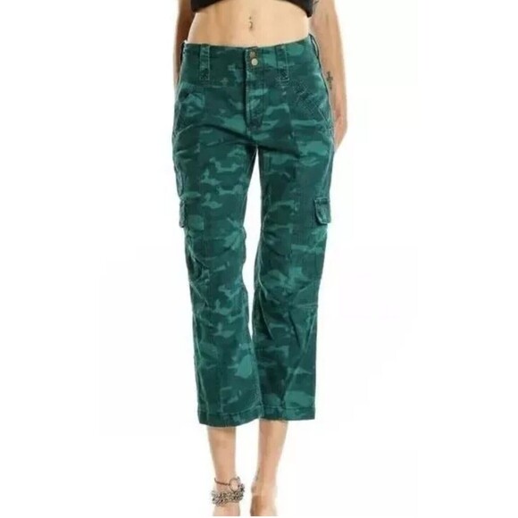 Anthropologie Austin Cargo Pants Size 28P Camo Straight Leg Cropped - Picture 1 of 11